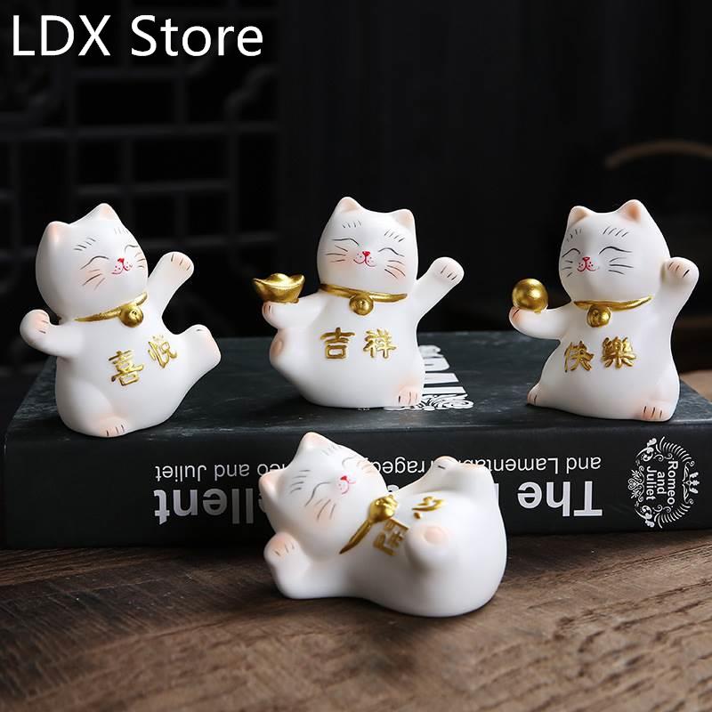 1pc New Solar Powered Lucky Cat Maneki Neko Waving Beckoning