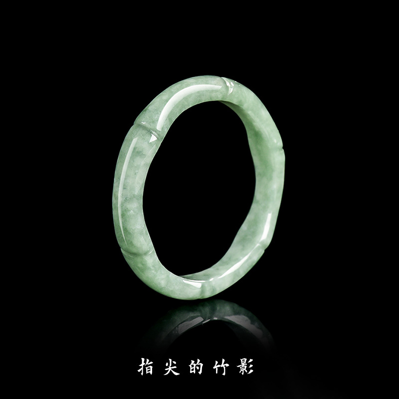 天然A货翡翠冰种豆绿竹节款戒指