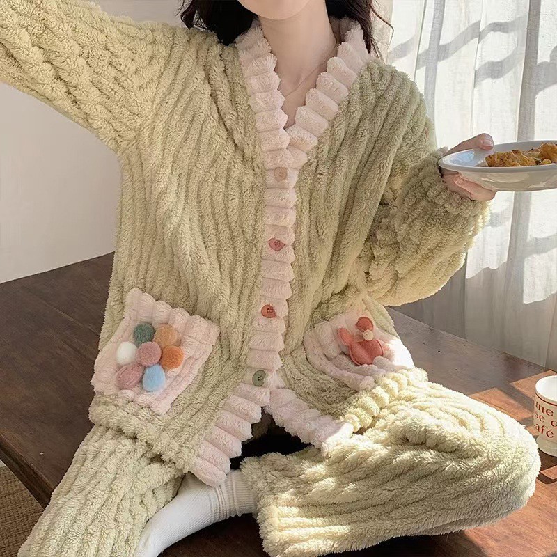 珊瑚绒睡衣女士冬季长袖加厚加绒保暖可外穿冬天家居服法兰绒套装
