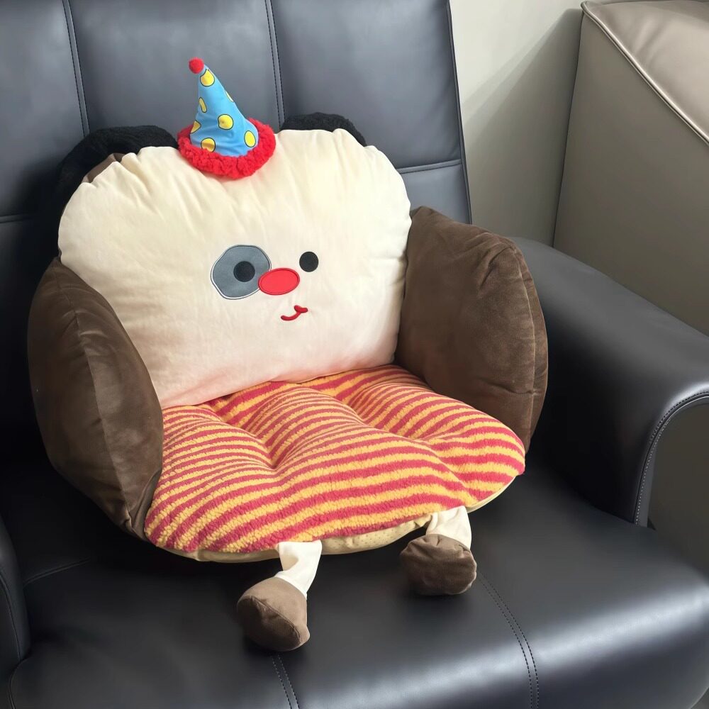 卡通毛绒一体椅垫久坐不痛