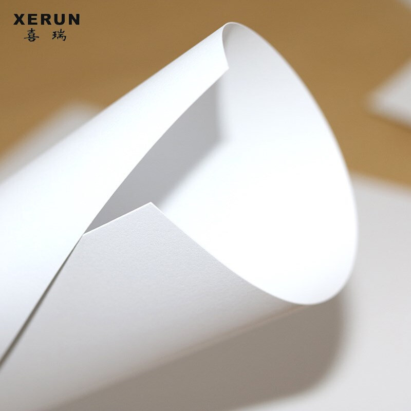 白色卡纸 四厚硬卡纸手工纸美术绘画纸打印纸 装裱卡纸