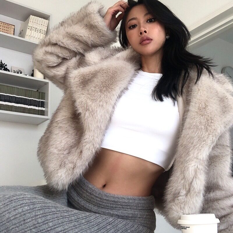 欧美辣妹大翻领短款渐变