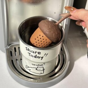 可爱松鼠茶漏茶滤泡茶叶茶水分离器食品级硅胶客厅办公室喝水神器
