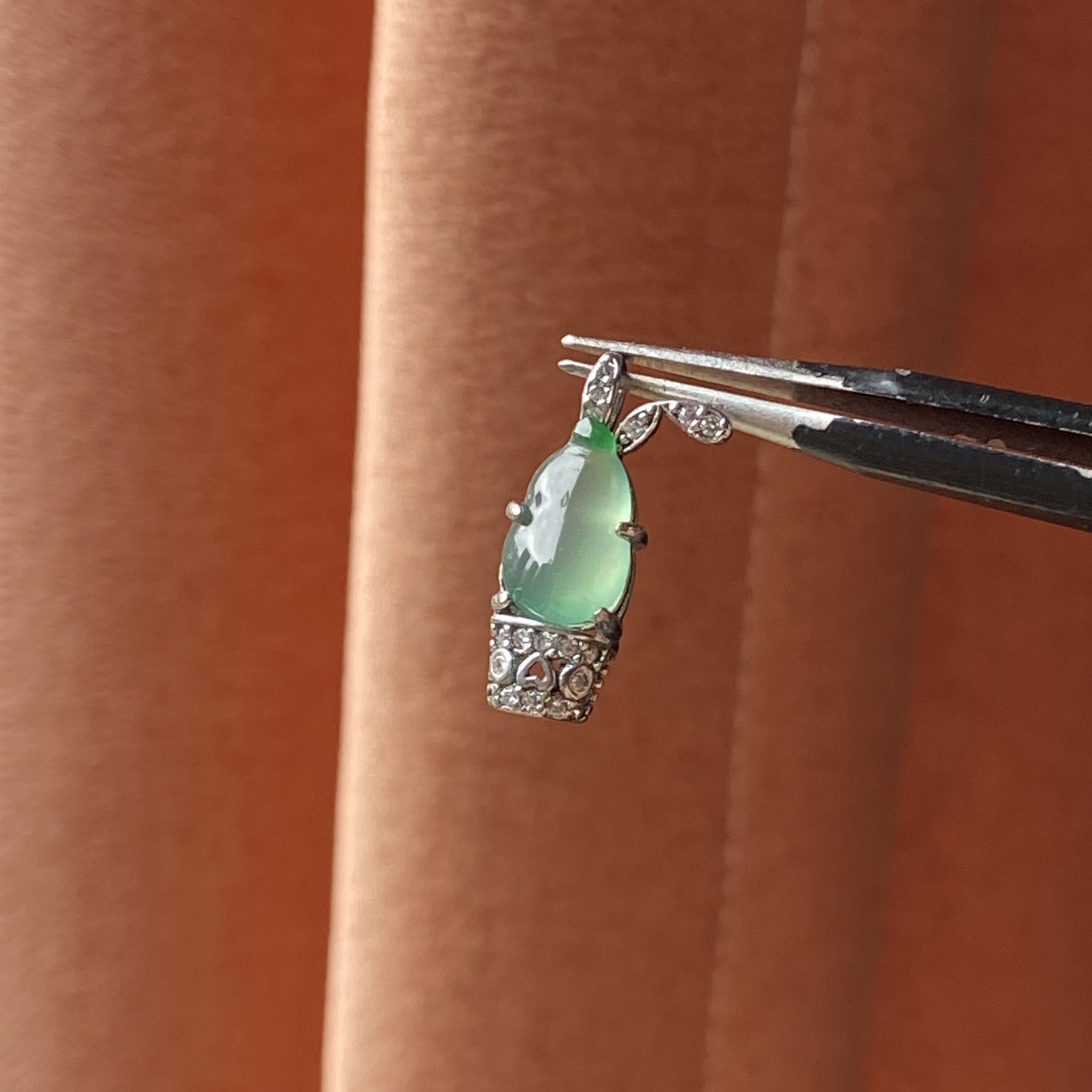 925银镶冰晴飘色翡翠葫芦吊坠兔子吊坠天然A货翡翠一物一证配链子