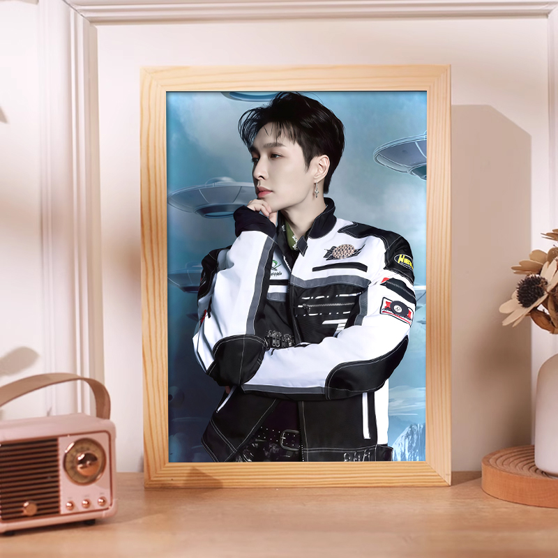 张艺兴灯光画明星偶像音乐节周边小夜灯卧室宿舍桌面镜子装饰摆件