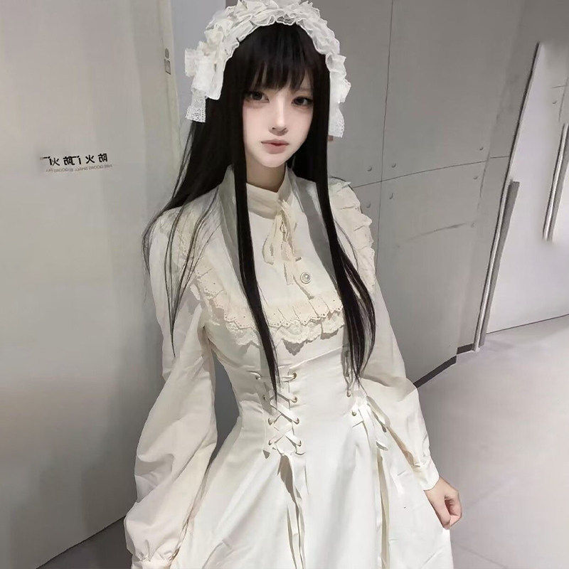 秋冬瓷哥特风lolita中世纪复古气质长袖收腰白色斗篷蕾丝连衣长裙