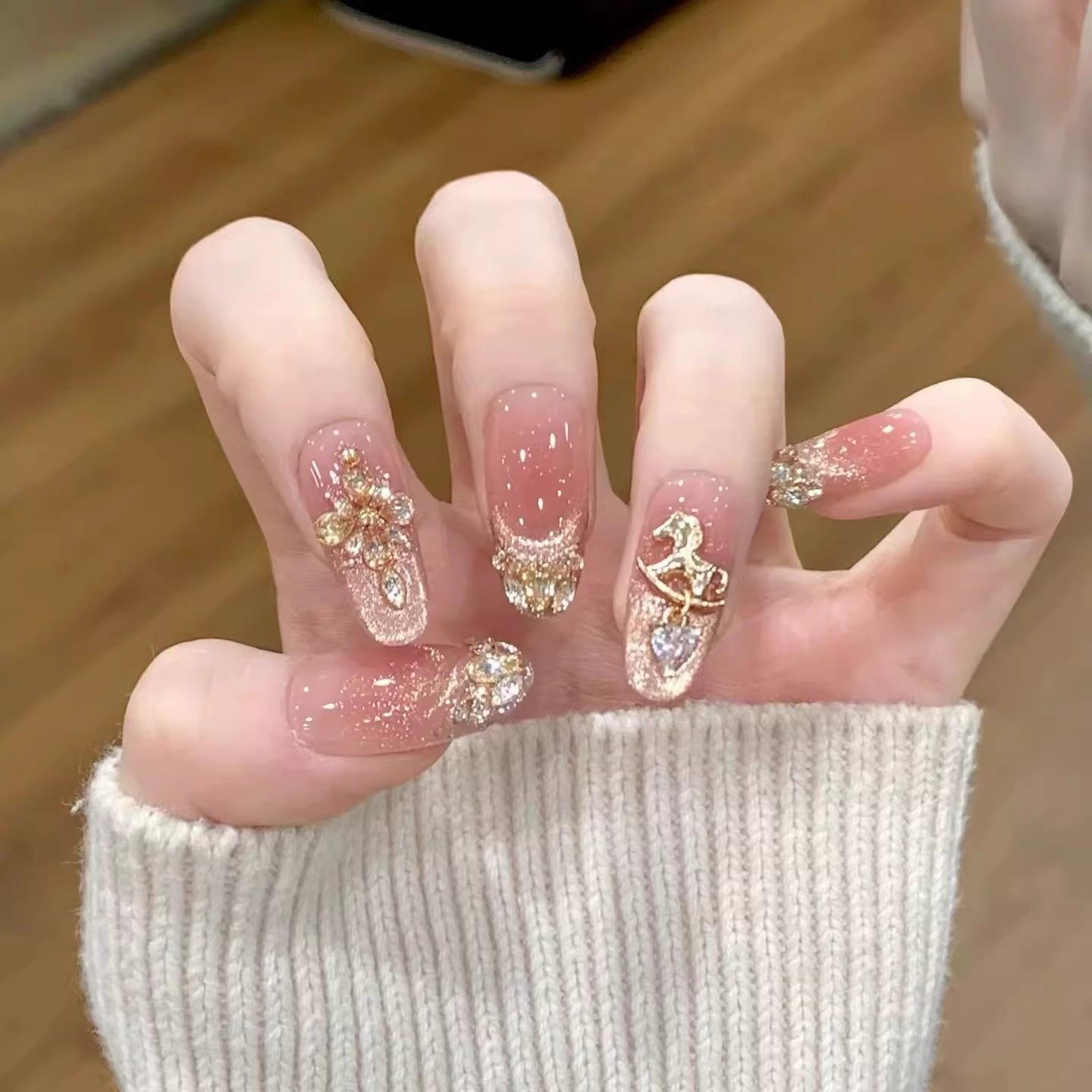 福马踏金美甲穿戴甲中长款2026新款高级感显白猫眼手工儿童指甲贴女童美甲贴纸防水自粘秋冬甲片指甲装饰贴片,文具电教/文化用品/商务用品,贴纸/立体贴纸,淘宝优惠券,粉丝福利购,淘宝优惠卷