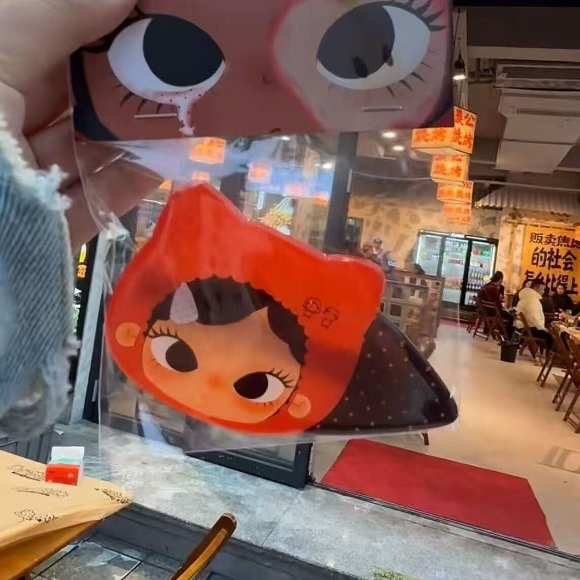恰好是小满同款鸭嘴夹卡图片