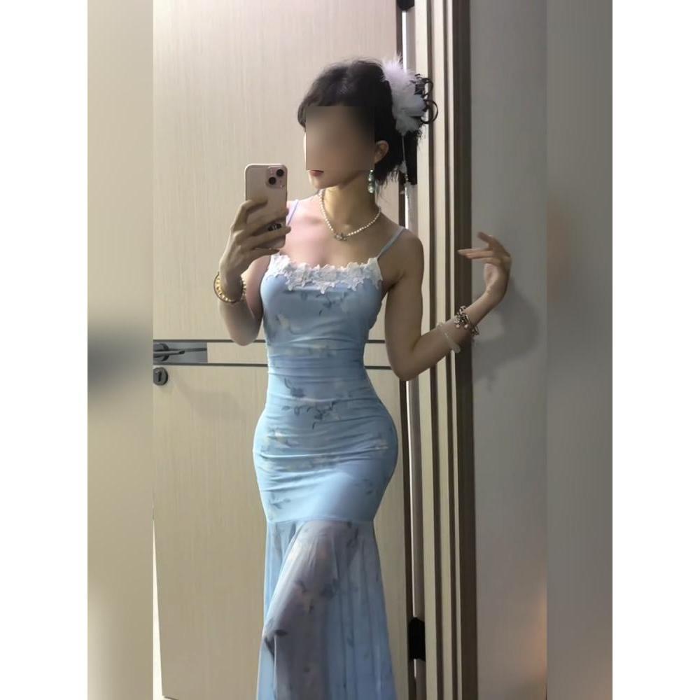 法式蓝色碎花吊带连衣裙绝美修身纯欲鱼尾包臀长裙女夏季海边度假