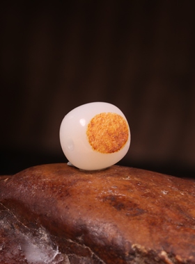 新疆和田玉籽料老型珠手串