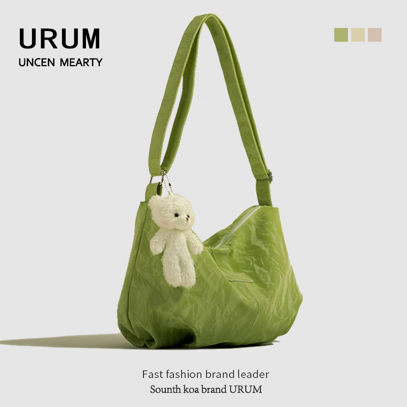 URUM2025夏新款丝绒高级感大容量包简约软森系百搭通勤斜挎托特包