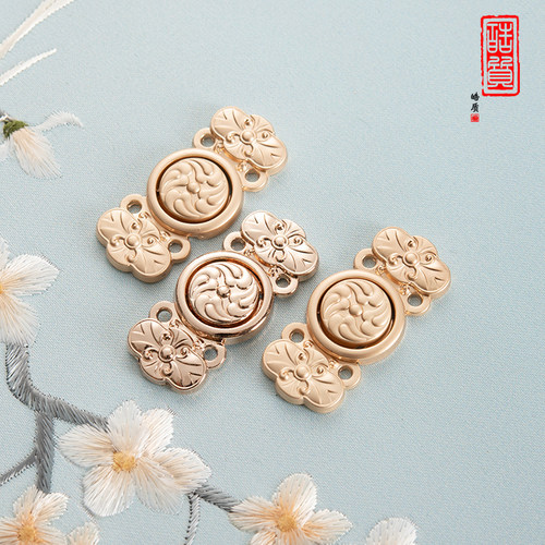 皓质汉服旗袍纽扣蝴蝶结