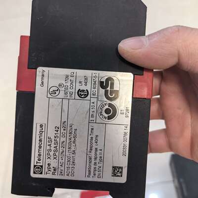 可维修安全继电器 XPS-ASF，型号XPSASF5142，议价
