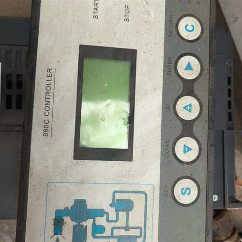可维修螺杆机空压控制器MAM980C成色如图议价