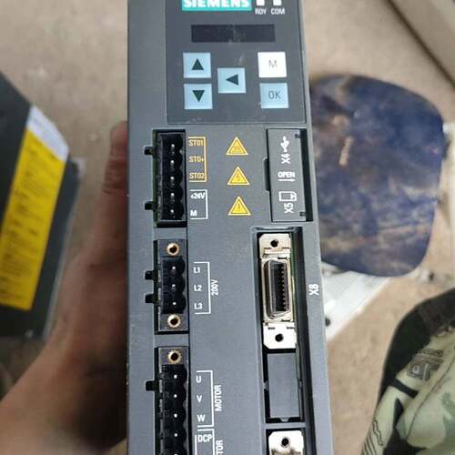 维修V90 0.4kW 6SL3210 -5FB10-4UF1 200-240V，2.6A，PD2OVC III