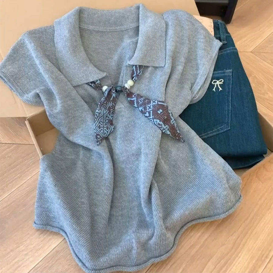 气质灰色polo领短袖针织