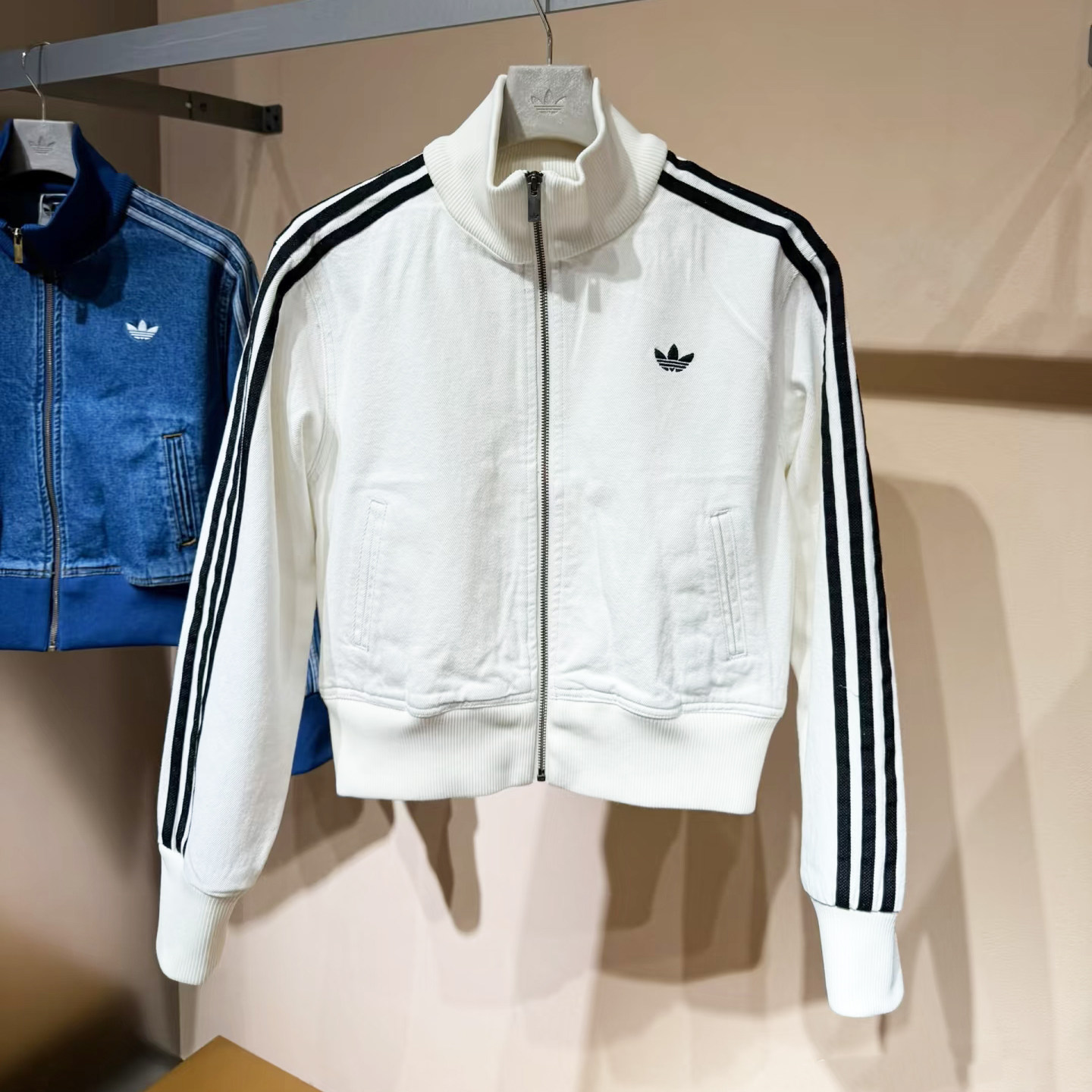 Adidas阿迪达斯三叶草女子26春季新款运动白色牛仔夹克外套KD2892