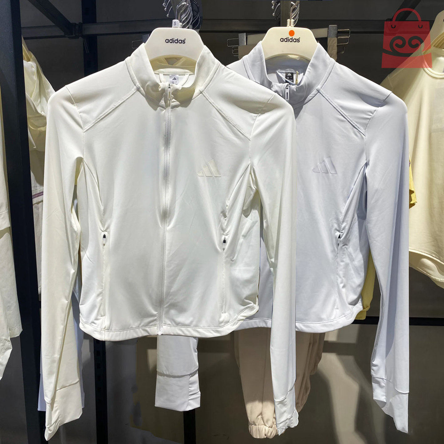 adidas阿迪达斯女子防晒衣25新款UPF50+运动休闲夹克外套KE5779