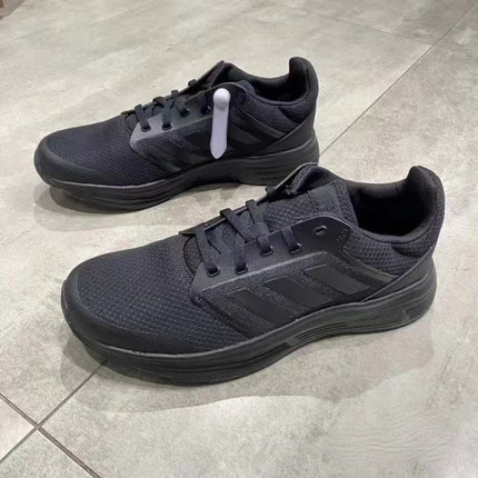 adidas阿迪达斯男子跑步鞋黑武士网面透气缓震休闲运动鞋FY6718