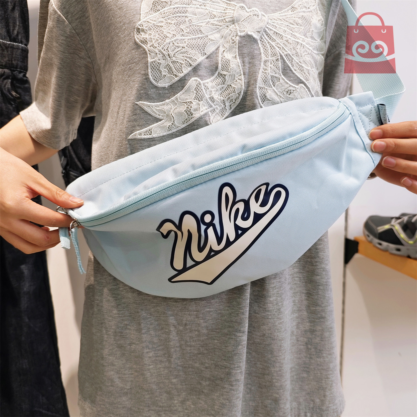 Nike耐克25新款运动休闲腰包