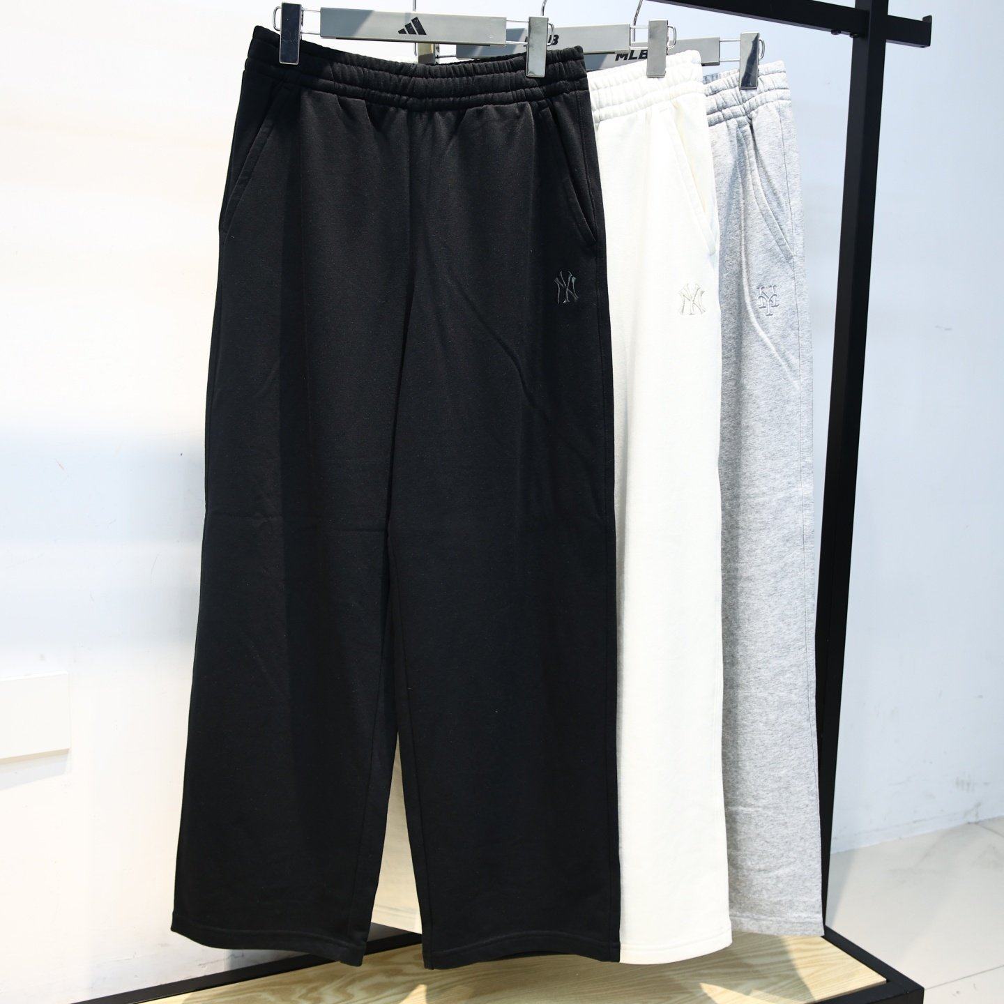 26新款MLB男女运动裤NY刺绣小标情侣阔腿裤休闲宽松长裤3APTB0261,运动服/休闲服装,运动长裤,淘宝优惠券,粉丝福利购,淘宝优惠卷