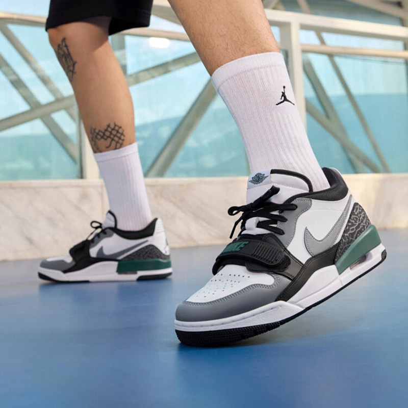 Nike耐克男子AIR JORDAN LEGACY AJ312运动低帮训练篮球鞋CD7069