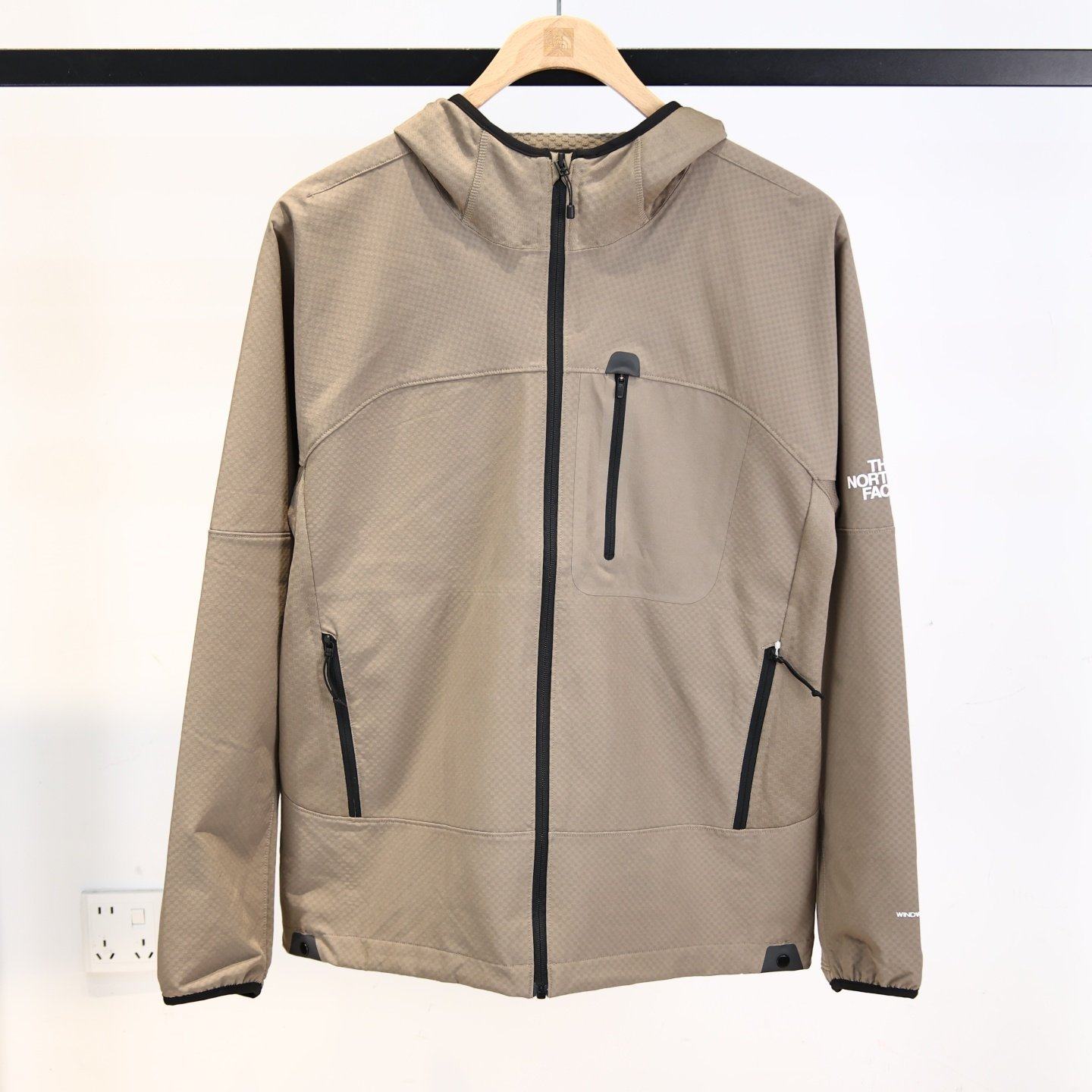 TheNorthFace北面男士软壳衣25秋冬新款棋盘加绒防泼水外套|8END,运动服/休闲服装,运动茄克/外套,淘宝优惠券,粉丝福利购,淘宝优惠卷