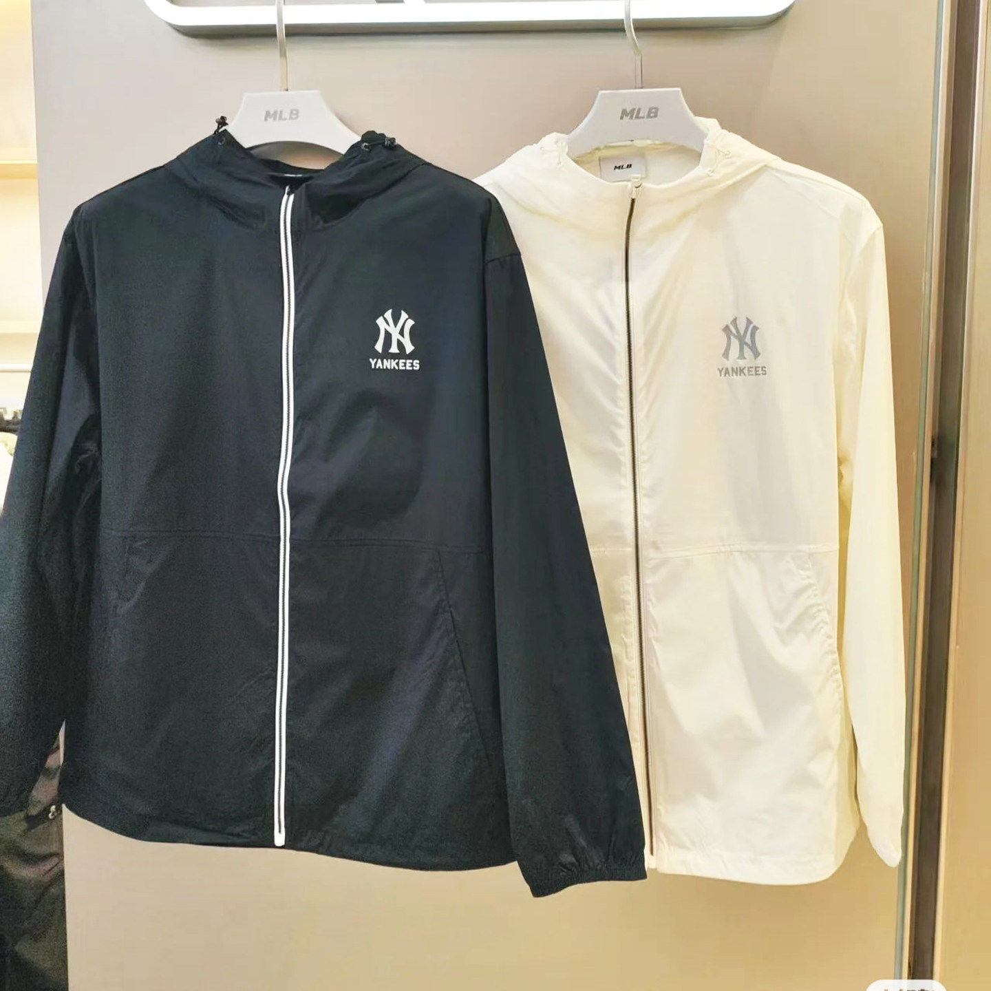 MLB防晒衣25新款男女轻薄透气情侣拉链连帽休闲运动外套3AWJV0353,运动服/休闲服装,运动茄克/外套,淘宝优惠券,粉丝福利购,淘宝优惠卷