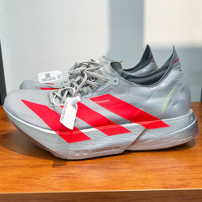 阿迪达斯女跑步鞋耐磨缓震运动鞋