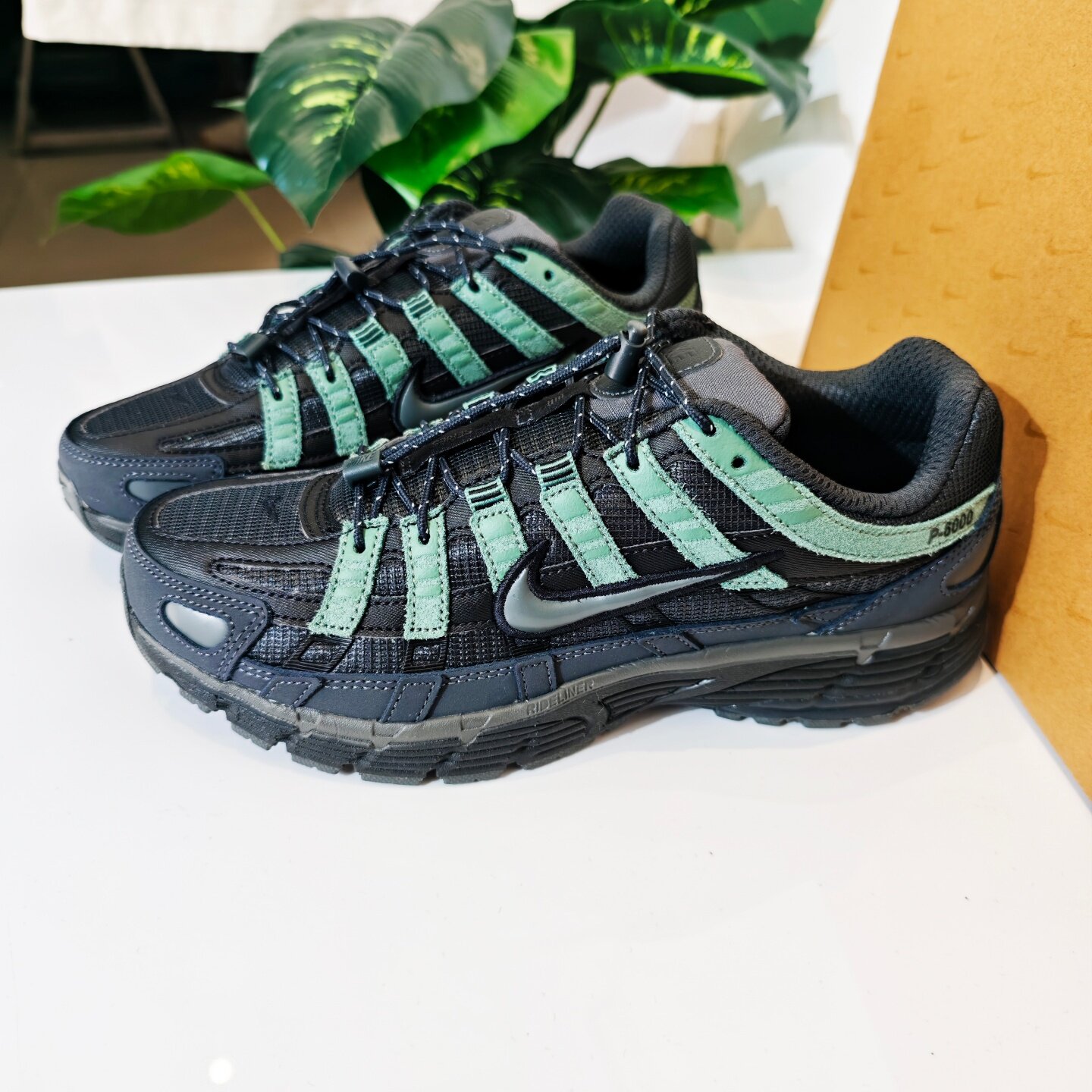 耐克NIKE P-6000男子透气运动鞋25冬季新款复古风缓震跑鞋 IM5997