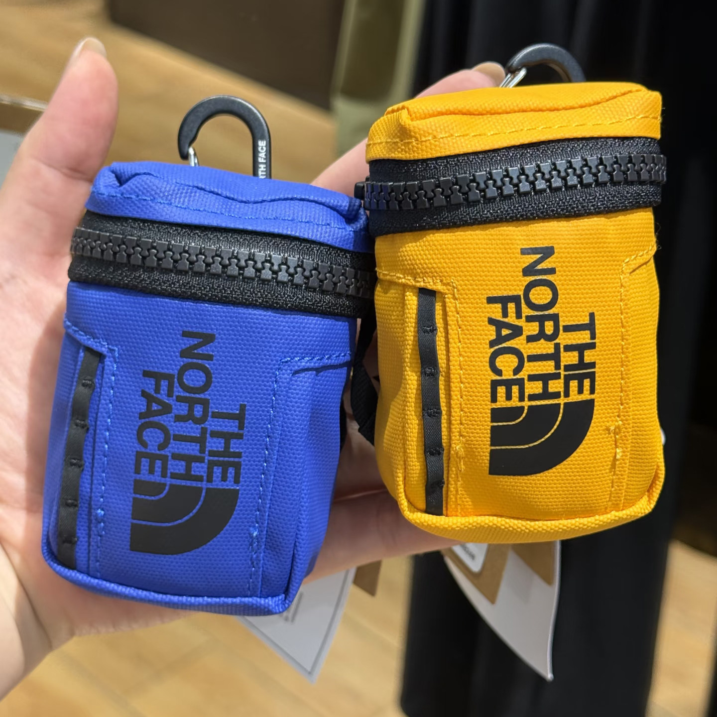 26秋冬新款TheNorthFace北面迷你驮包挂件男女户外运动钥匙包8NQW