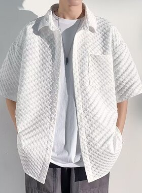 夏季短袖衬衫男潮流薄款日系宽松休闲高级感痞帅格子半袖翻领衬衣