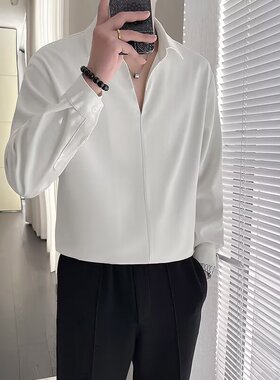 高级感衬衫男长袖春秋季韩版潮流宽松休闲痞帅内搭黑色v领白衬衣