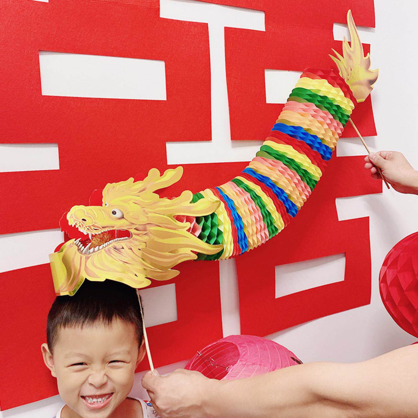 小红书结婚剪纸舞龙新娘晨袍拍照