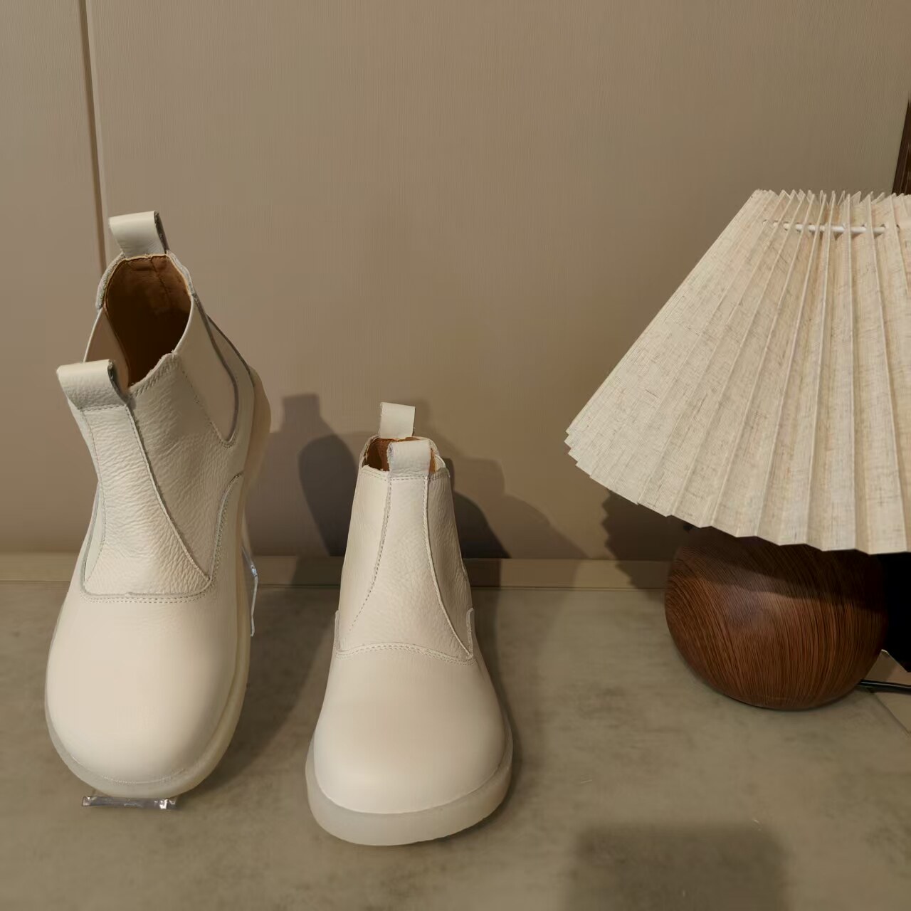 2025新款秋冬百搭爆款真皮高帮时尚百搭一脚蹬女鞋