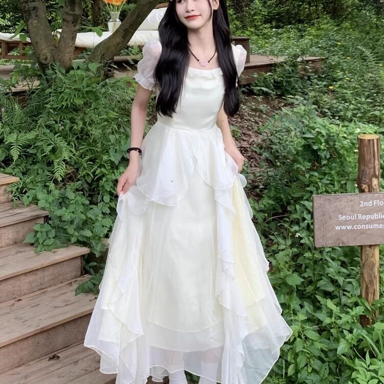法式A字裙纯色荷叶边拼接