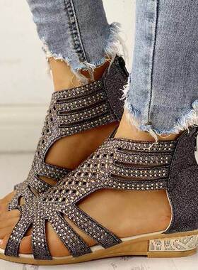 2022夏季跨境新款时尚沙滩凉鞋女Summer Flat Sandals For Ladies