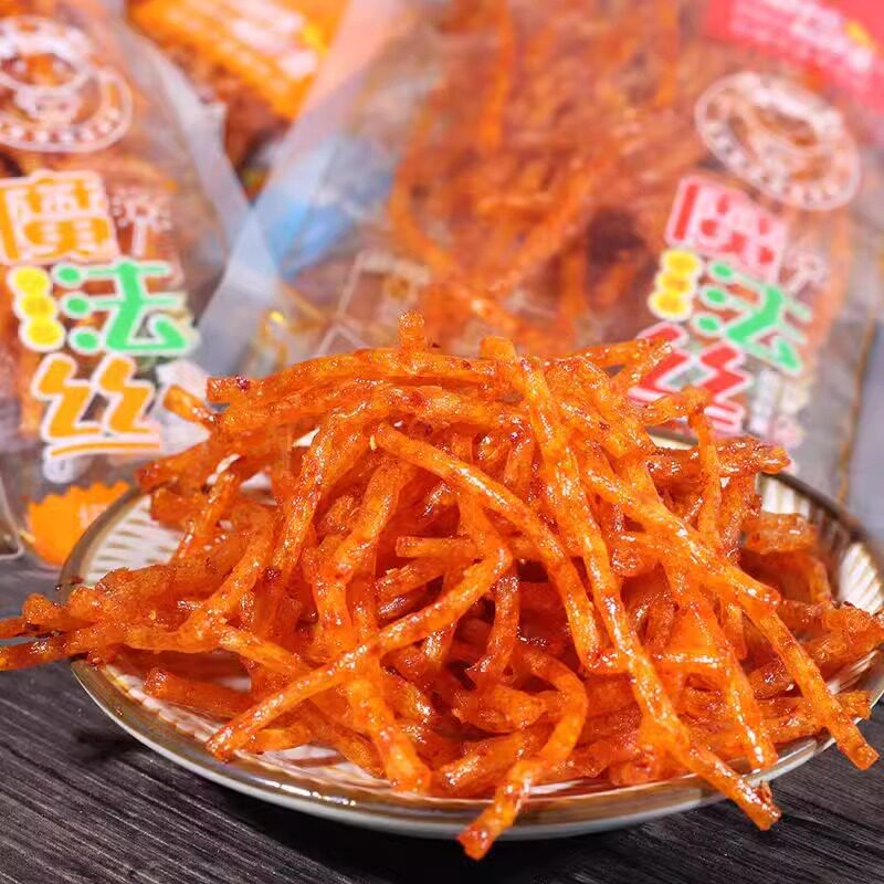 周再德魔法辣丝网红休闲零食图片