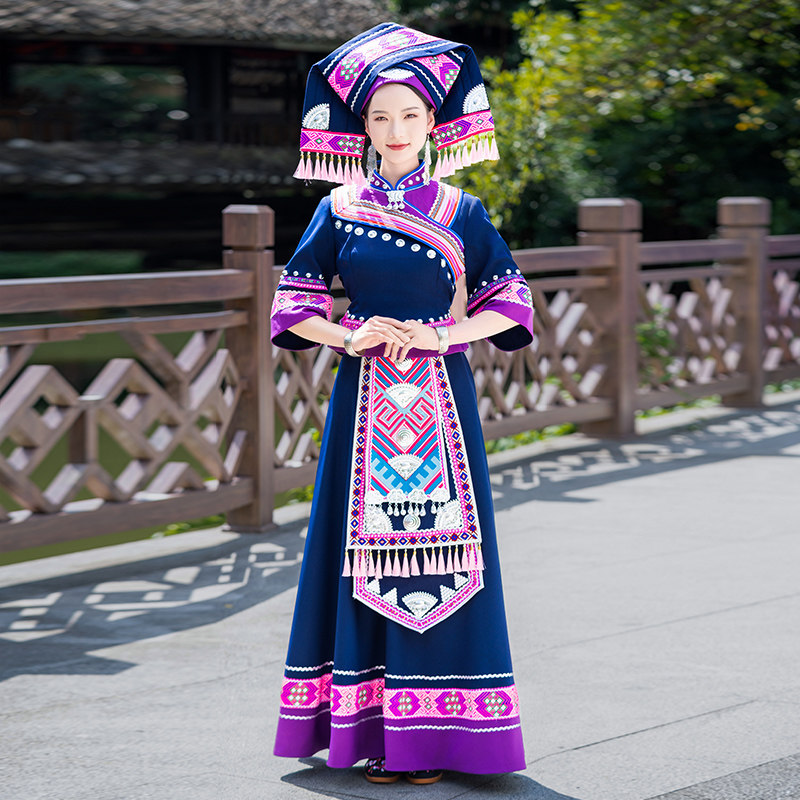 广西壮族新款服装壮族三月演出服饰少数民族表演瑶族成人苗族舞蹈
