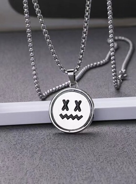 xx旋转笑脸网红热卖项链毛衣链嘻哈挂坠哭脸钛钢国潮街头挂饰
