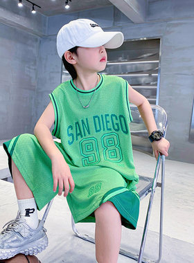 大童男装一米二三四五六年级七八九十岁小孩夏衣服运动篮球套装绿