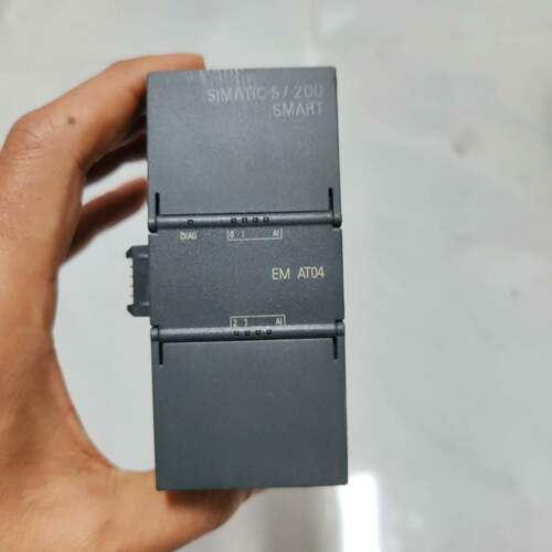 可维修西门子S7-200 SMART模块 EM AT04议价