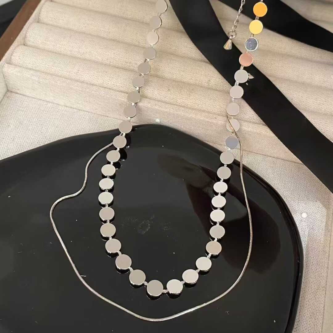 抖音网红款小众高级感圆片项链女多层叠戴金属链条饰品