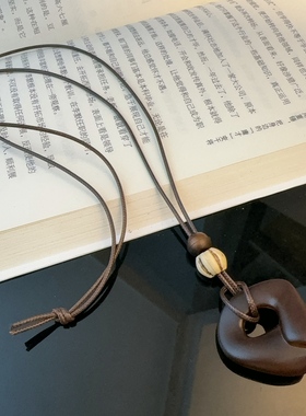 复古不规则圆形木质吊坠项链女文艺简约棕色长款毛衣链