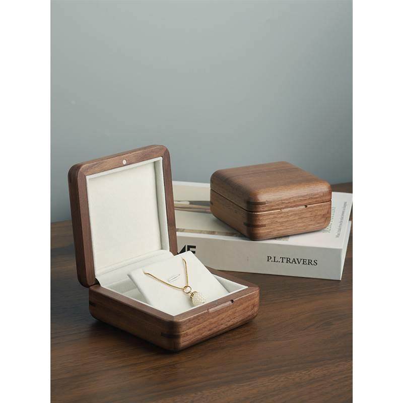 实木质首饰收纳盒戒指项链耳钉吊坠手镯复古手饰品小盒子精致