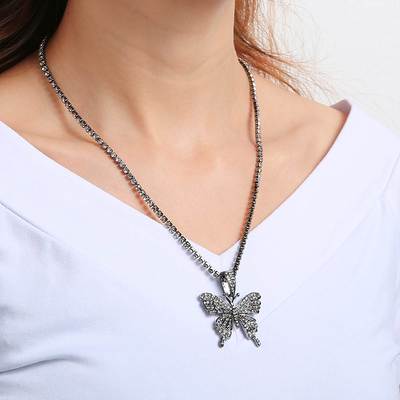 Temperament Chokers Rhinestone Butterfly Women's Necklace 饰