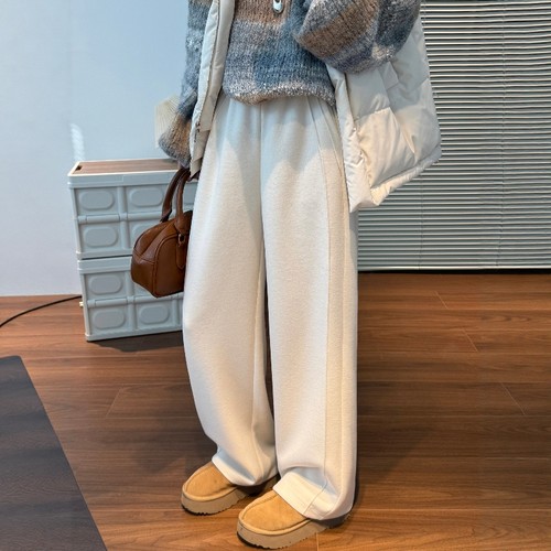 白色裤子女冬加绒加厚弯刀裤高腰垂感直筒裤醋酸糯米裤羊毛阔腿裤