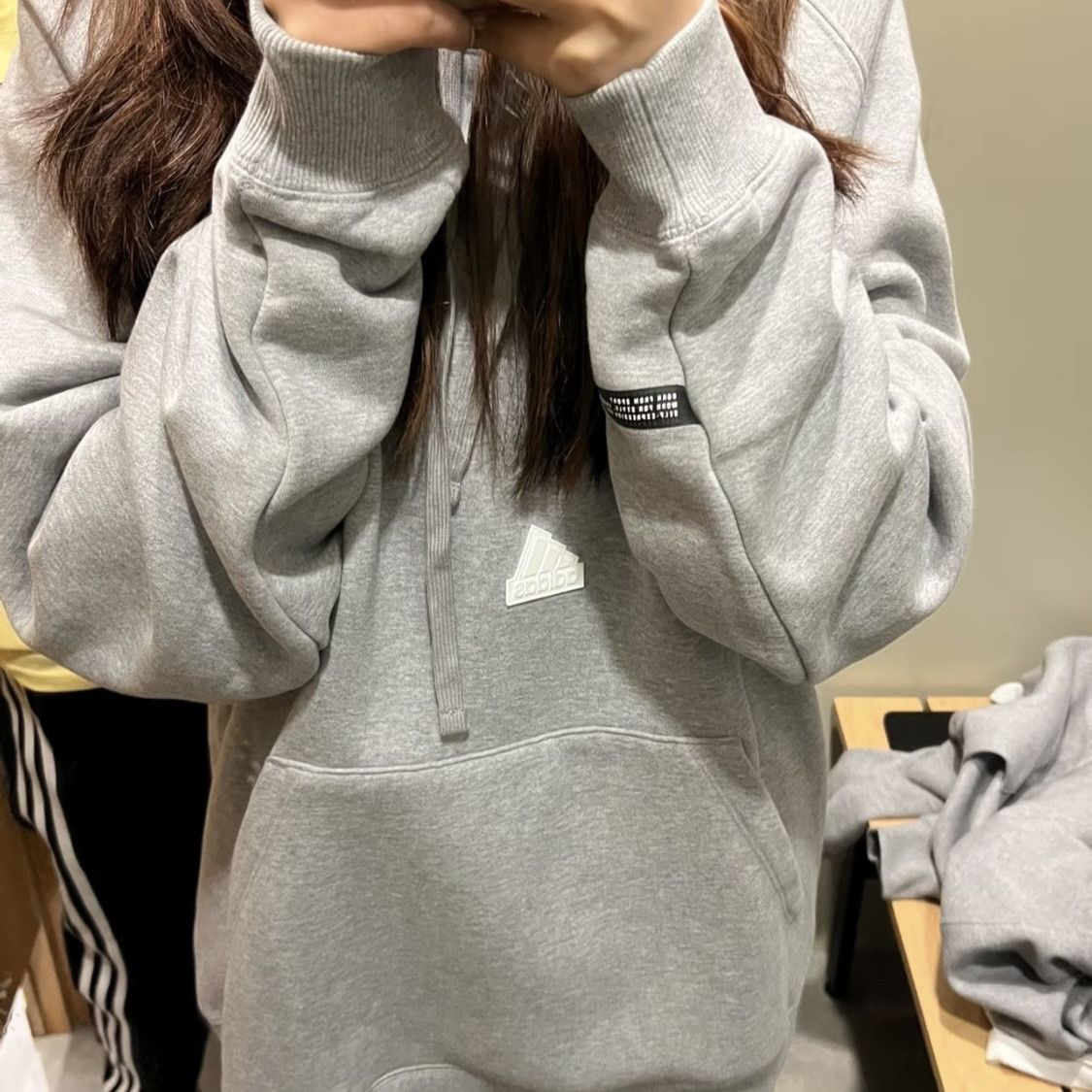 adidas 纯色Logo连帽宽松长袖卫衣 男款 灰色 HN1950