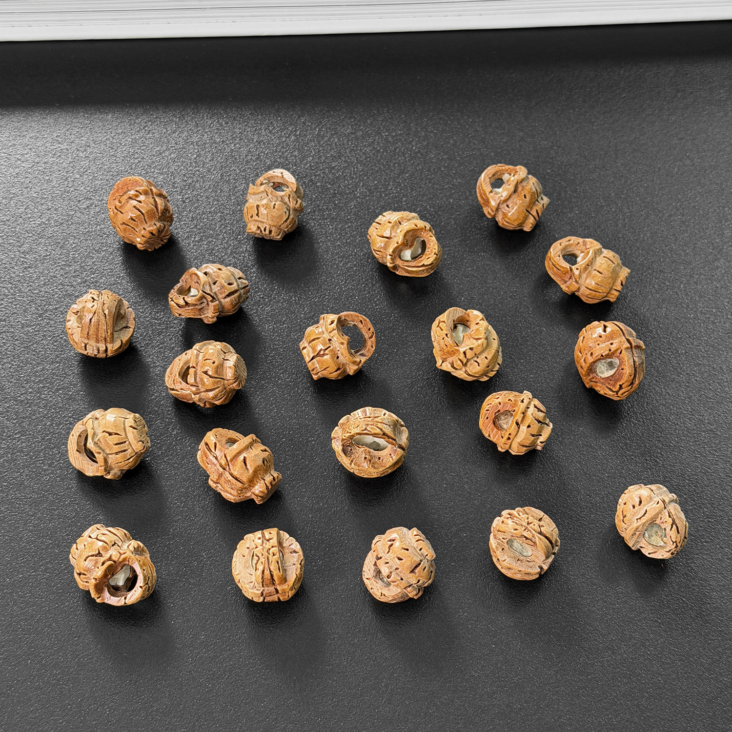 天然野生桃核雕刻桃篮手工DIY小篮子串珠挂饰文玩饰品配件材料图片