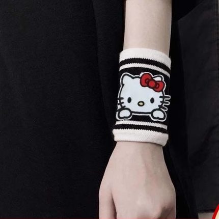 网红腕带心健身防扭伤手指套暗黑系hellokitty猫运动护腕